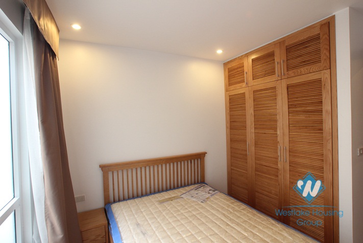 Nice 3 bedroom apartment for lease on Dang Thai Mai, Tay Ho, Ha Noi